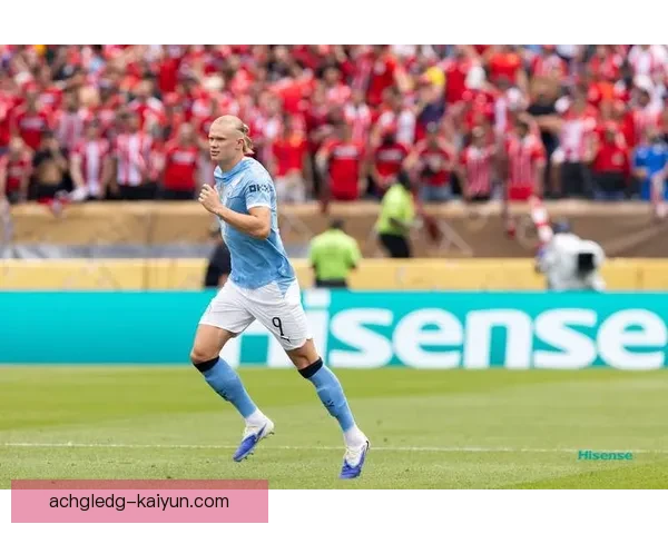 哈兰德持续保持社交媒体活跃，引发球迷广泛关注与讨论